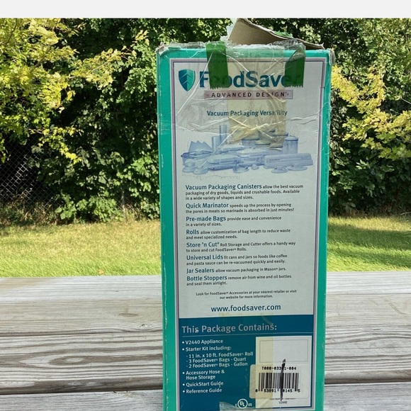 Food Saver Advanced Design Food Sealer Vacuum Sealer V2440 Original Box - Picture 4 of 11